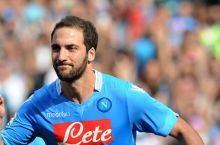 Gonsalo Iguain "Napoli"dan ketmoqchi emas