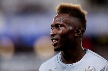 "Roma" "Nyukasl"dan 7 mln evro evaziga Yanga-Mbivani transfer huqiqini sotib oladi