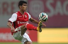Danilo "Yuventus"da Pogbaning o'rnini egallashi mumkin