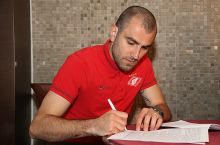 Spartak Movsisyan bilan shartnomani uzaytirdi