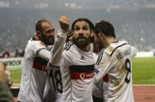 Evropa ligasi. "Beshiktosh" "Liverpul"ni dog'da qoldirdi