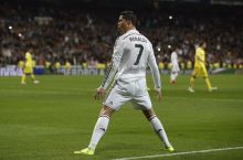 Ronaldu ketma-ket 5 mavsum 30 va undan ortiq gol urgan birinchi futbolchi