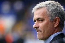 The Sun: Mourino yozgi transferlar uchun 90 million evro oladi