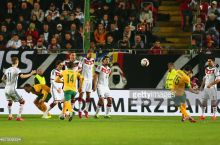Edinak Avstraliya terma jamoasi tarixidagi 1000-golni urdi