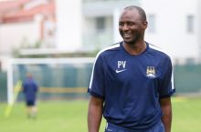 "Manchester Siti" futbolchilari Vieyra bosh murabbiy bo'lishini istamoqdalar