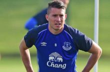 "Everton" himoyachisi Brayan Ovedo mashg'ulotda oyog'ini sindirib oldi