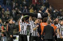 Yuventus kema-ket 4-bor Italiya chempioni!
