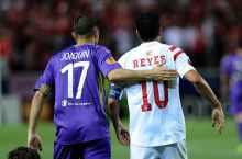 Evropa ligasi. 1/2 final. Birinchi o'yinlar. Sevilyadan yirik g'alaba, Napoli - Dnepr 1:1