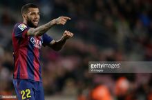 Alves Bartomeu taklifini qabul qildi va "Barselona" bilan ikki yillik shartnoma imzolaydi