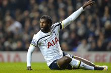 Adebayor "Everton"ga qarshi o'ynamaydi