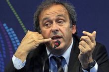 Platini: "Blatter to'g'ri qaror qabul qildi"