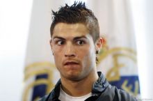 Benites Ronalduni markaziy hujumchiga aylantirmoqchi