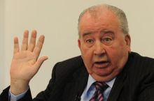 Диего Марадона: «Перед финалом ЧМ-1990 Грондона сказал мне, что нужно сдаться»