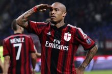 De Yong "Milan" bilan yangi bitim tuzdi