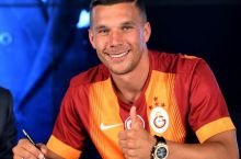 Rasmiy xabar: Galatasaroy Podolskini sotib oldi