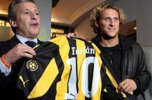 Diego Forlan Penyarolga ko'chib o'tdi