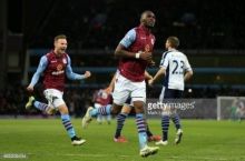 Benteke o'zini transferga qo'yishlarini so'raydi