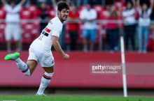 Pato "Sanderlend"ga o'tishi mumkin