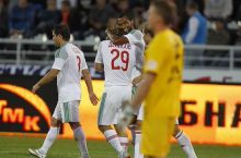 Rossiya chempionati, 4-tur. Vitaliy Denisov harakat qilayotgan "Loko" g'alaba qozondi va peshqadamga aylandi