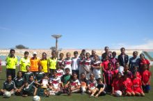 Qoraqalpog'iston. Yosh mini futbolchilar maydonda