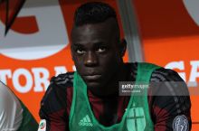 Balotelli tezlikni oshirgani uchun haydovchilik guvohnomasidan ayrildi