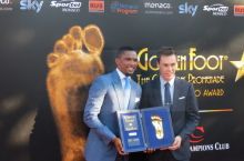 Это′О получил премию Golden Foot-2015