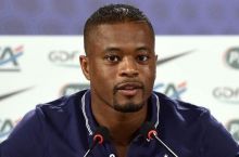 Patris Evra nega MYUdan ketganini keyinroq aytishga vada berdi