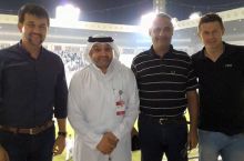 Farhod Abdullaev qatarlik hakamlarga dars o'tmoqda