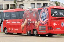 “Bavariya” avtobusi Londonda “Mersedes”ni urib yubordi