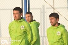 Damir Nizanov “Neftchi” ko'rigida