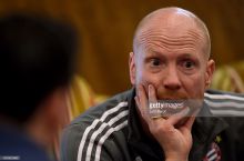 Заммер после критики в адрес Роббена назвал наставника «Бохума» слабоумным