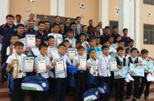 Andijonda yosh futbolchilarni taqdirlash marosimi bo'lib o'tdi FOTO