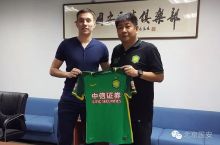 Расмий хабар: Игорь Сергеев "Бейжинг Гоан"га кўчиб ўтди