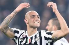 "Вольфсбург" Дзадзани кўзламоқда