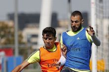 Зиданнинг ўғли "Реал"нинг асосий жамоаси билан мавсумга тайёргарлик кўради