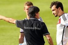 Йоахим Лёв "Немис машинаси" рулида қолади