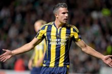 Робин ван Перси остаётся в "Фенербахче"