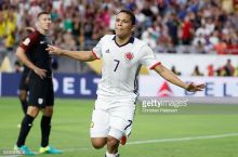 "Наполи" предложит за Карлоса Бакку 20 миллионов и марокканского полузащитника