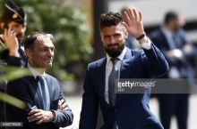 «Арсенал» готов включить Жиру в сделку по Игуаину