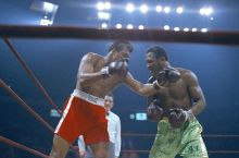 Olamsport: Муҳаммад Алининг қўлқоплари аукционда сотилади ва бошқа қизиқарли спорт хабарлари