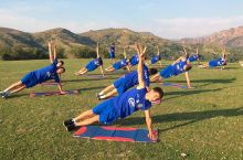 “Бунёдкор”нинг тоғдаги машғулотларидан фотожамланма