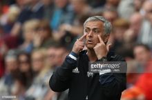 Моуринью недоволен тем, что «МЮ» сыграет с «Челси» через 2-3 дня после матча Лиги Европы, АПЛ не будет переносить игру