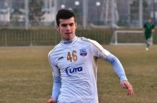 Жавоҳир Эсонқулов: “Футболчилик фаолиятимни Россияда бошлаганман”