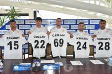 “Насаф” янги футболчиларини таништирди