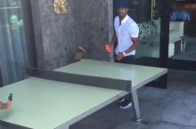 Патрис Эвра Игуаинни ўзига хос тарзда кутиб олди (ВИДЕО)