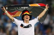 Бастиан Швайнштайгер МЮда қолиши мумкин