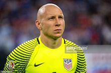 "Мидлсбро" приобрёл вратаря сборной США Гузана