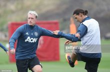 Моуринью: в «МЮ» Ибрагимович ведёт себя скромно и дружелюбно