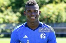 "Шальке": Моуринью отчаянно пытался подписать Эмболо в "МЮ"