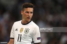 "Вольфсбург" отказал ПСЖ в аренде Юлиана Дракслера